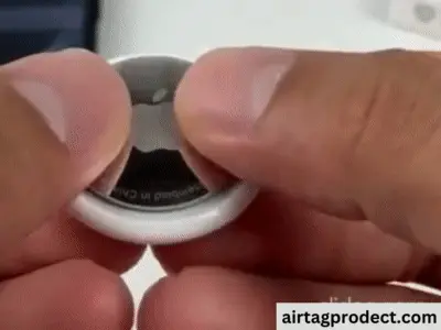 How to open the AirTag is shown here
